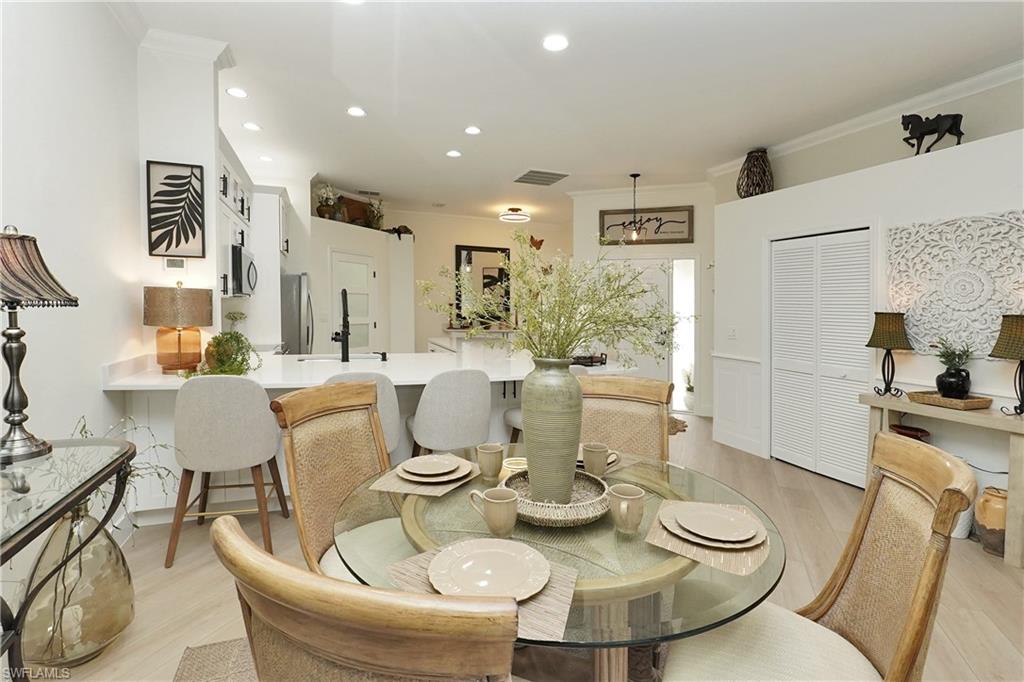 VILLAS AT OLDE HICKORY - Residential