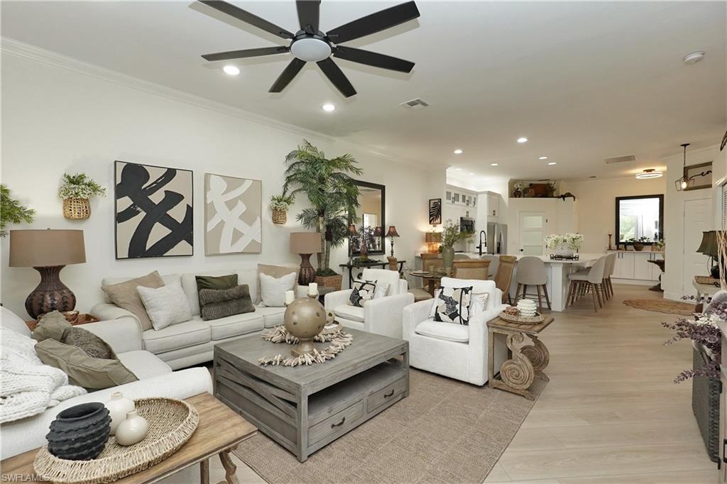 VILLAS AT OLDE HICKORY - Residential