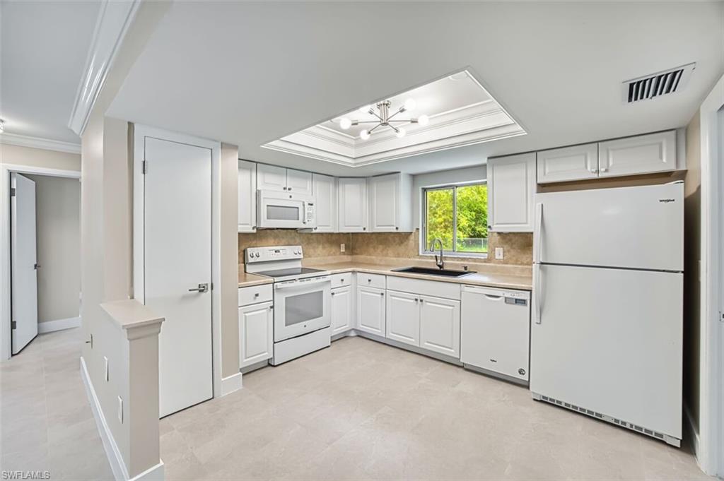 SUNSET VISTA - Residential Lease