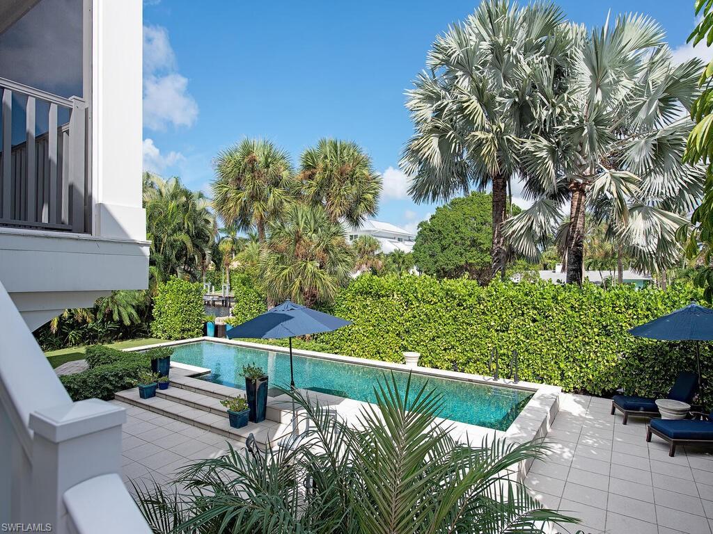 AQUALANE SHORES - Residential