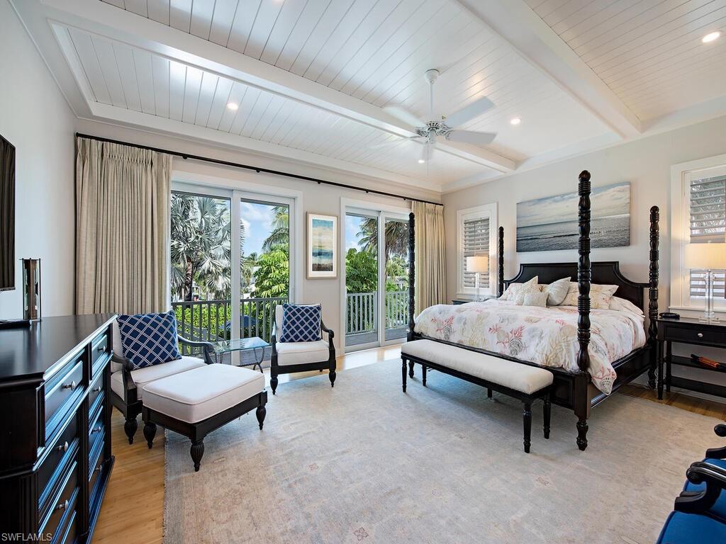 AQUALANE SHORES - Residential