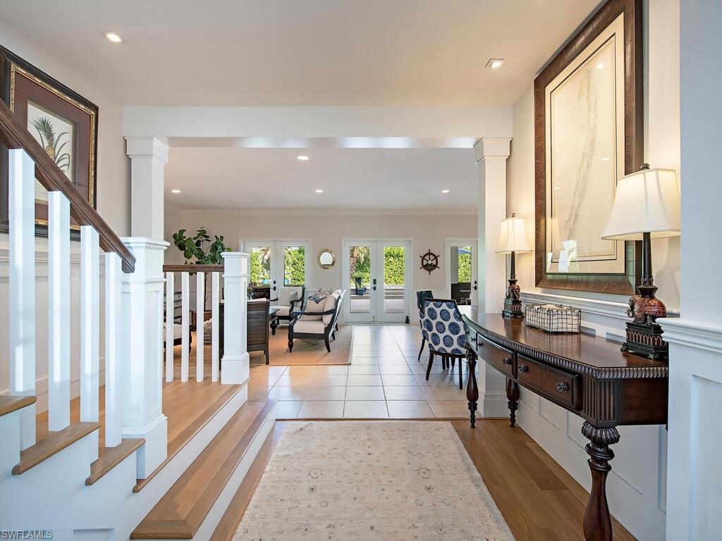 AQUALANE SHORES - Residential