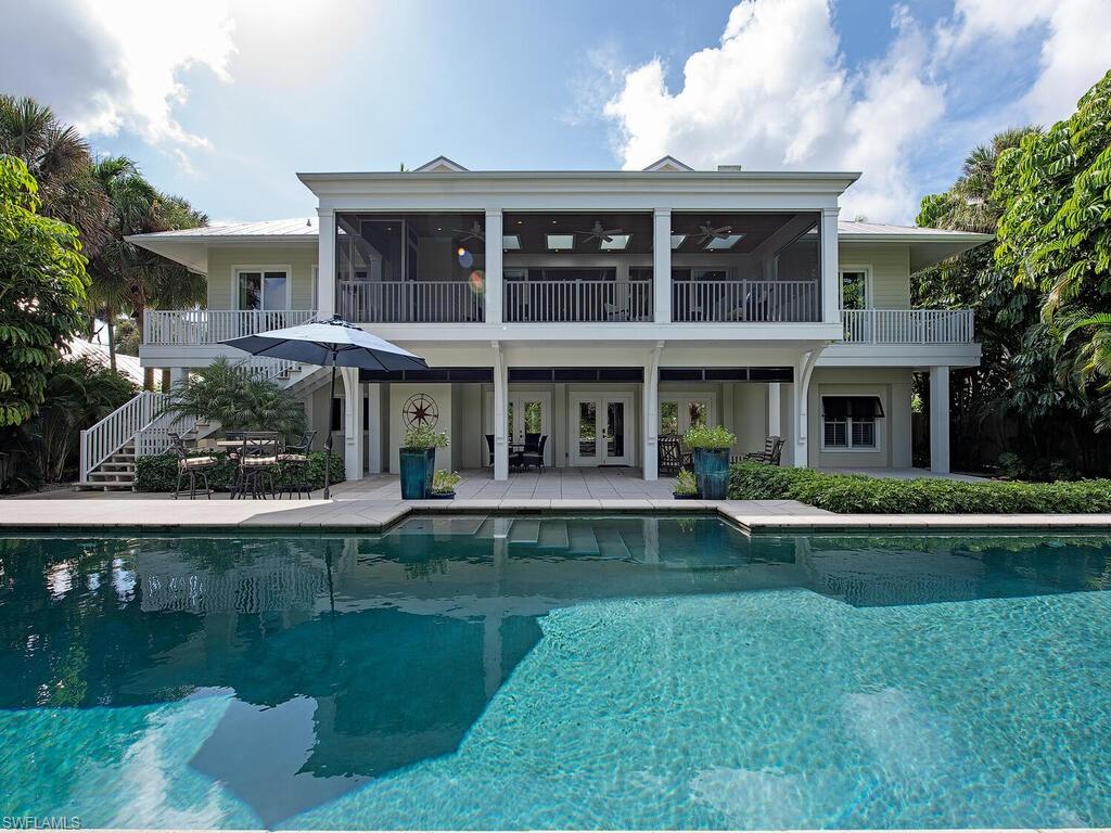 AQUALANE SHORES - Residential