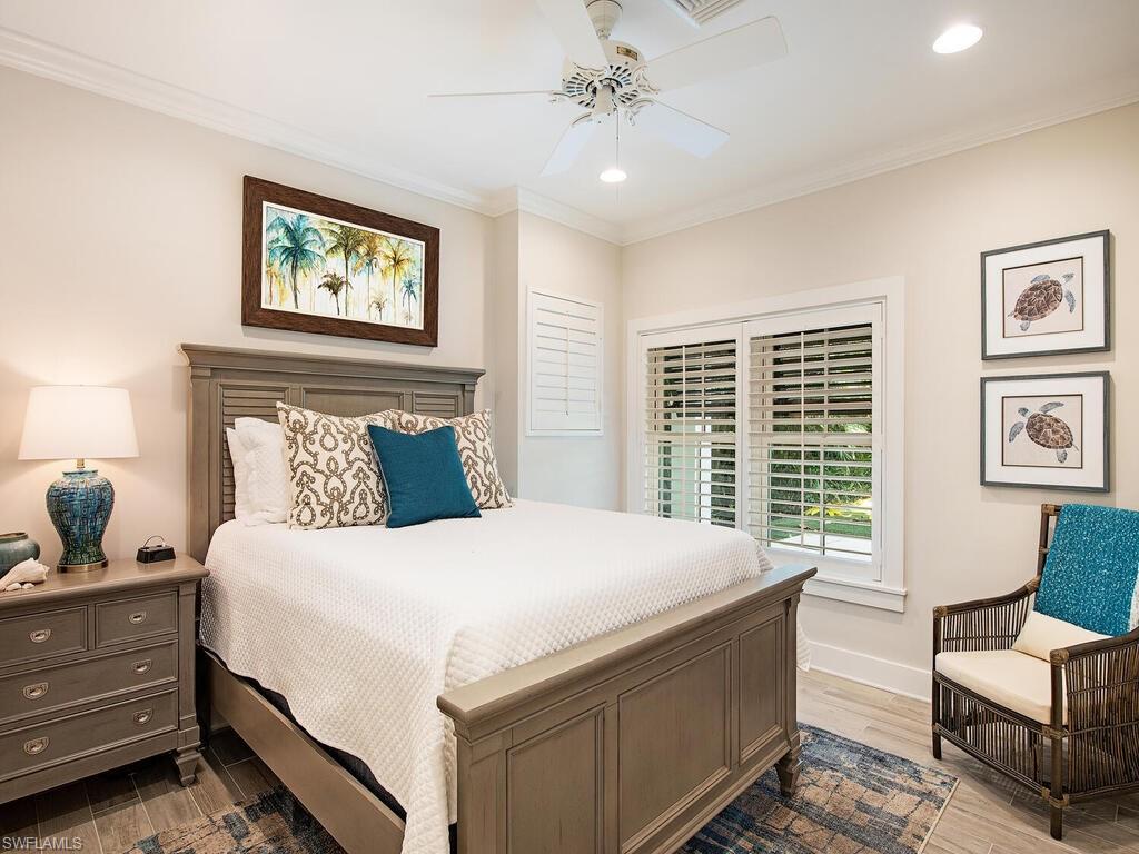 AQUALANE SHORES - Residential