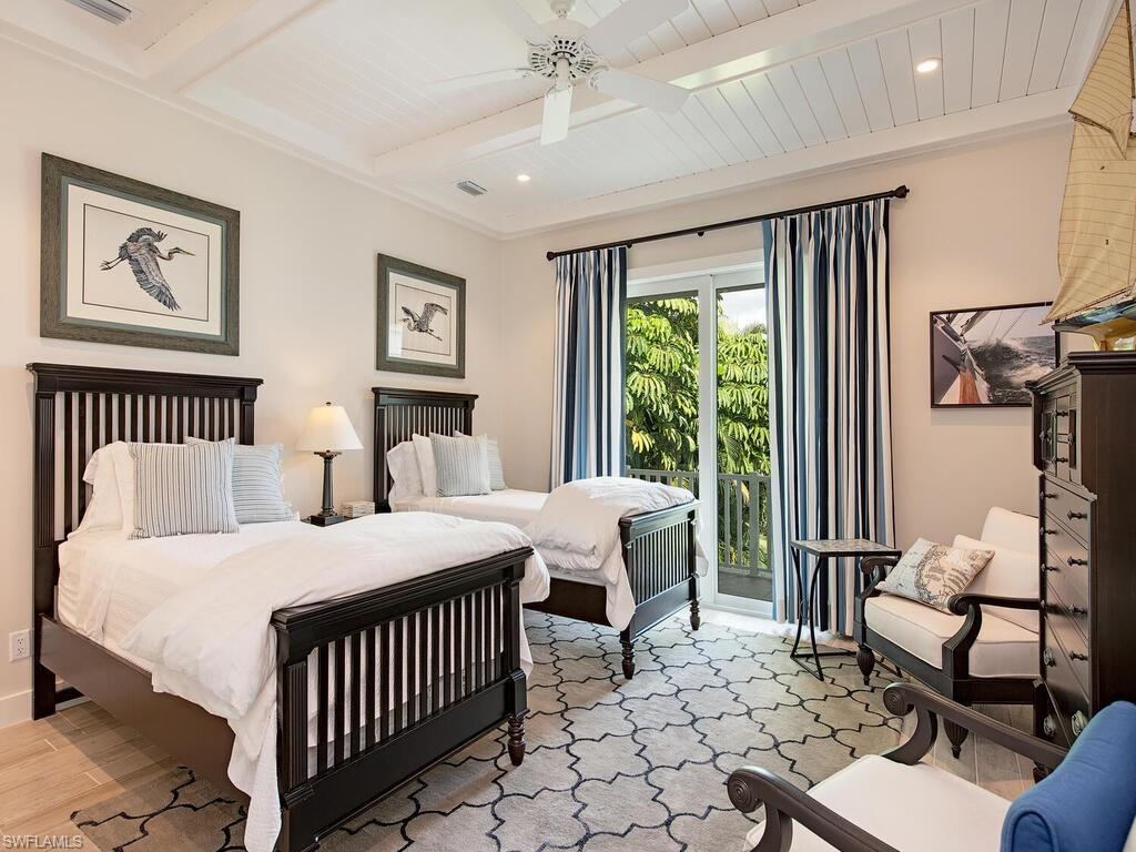 AQUALANE SHORES - Residential