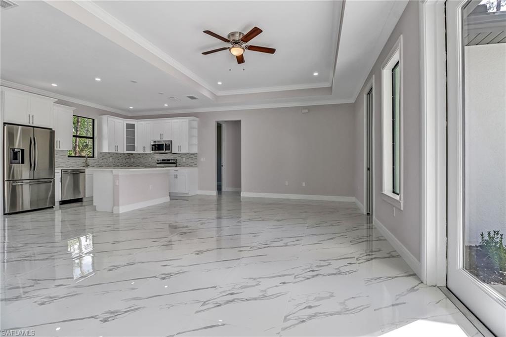 GOLDEN GATE ESTATES - Residential