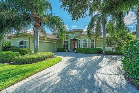 4980 Rustic Oaks CIR NAPLES FL 34105
