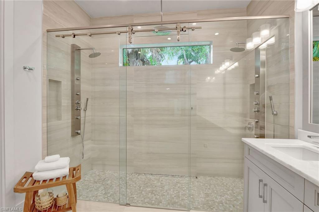 KONA KOVE - Residential