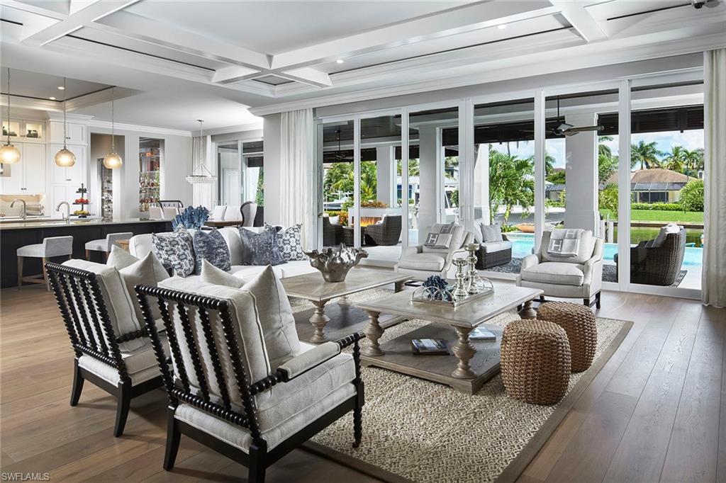 AQUALANE SHORES - Residential