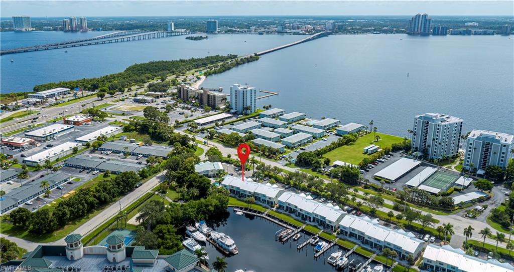 SHIPYARD VILLAS - Residential Lease