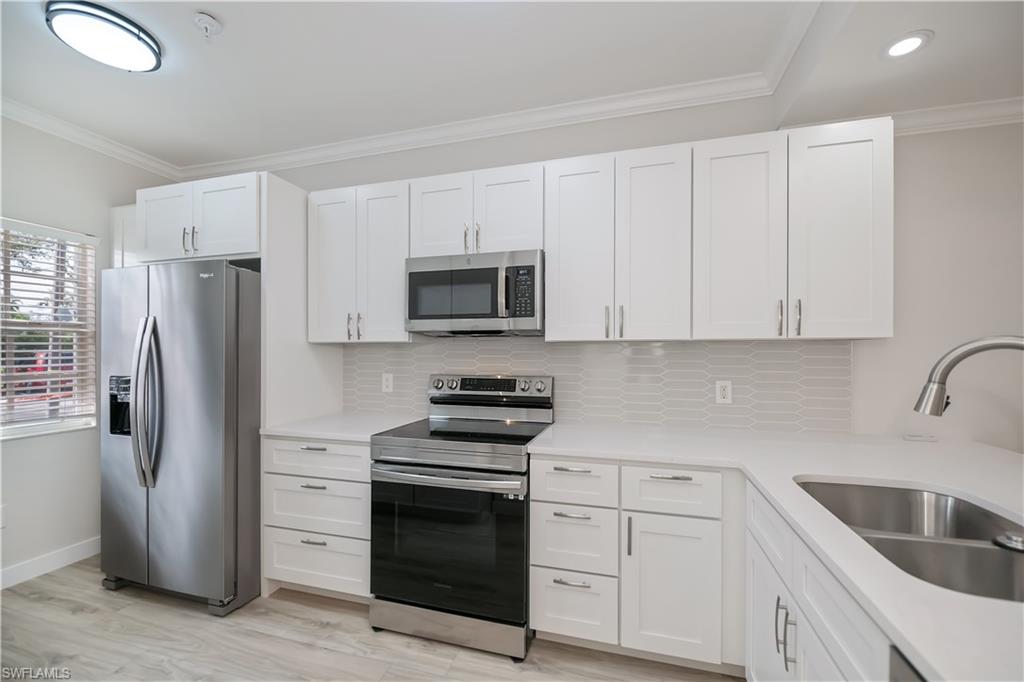 SHIPYARD VILLAS - Residential Lease