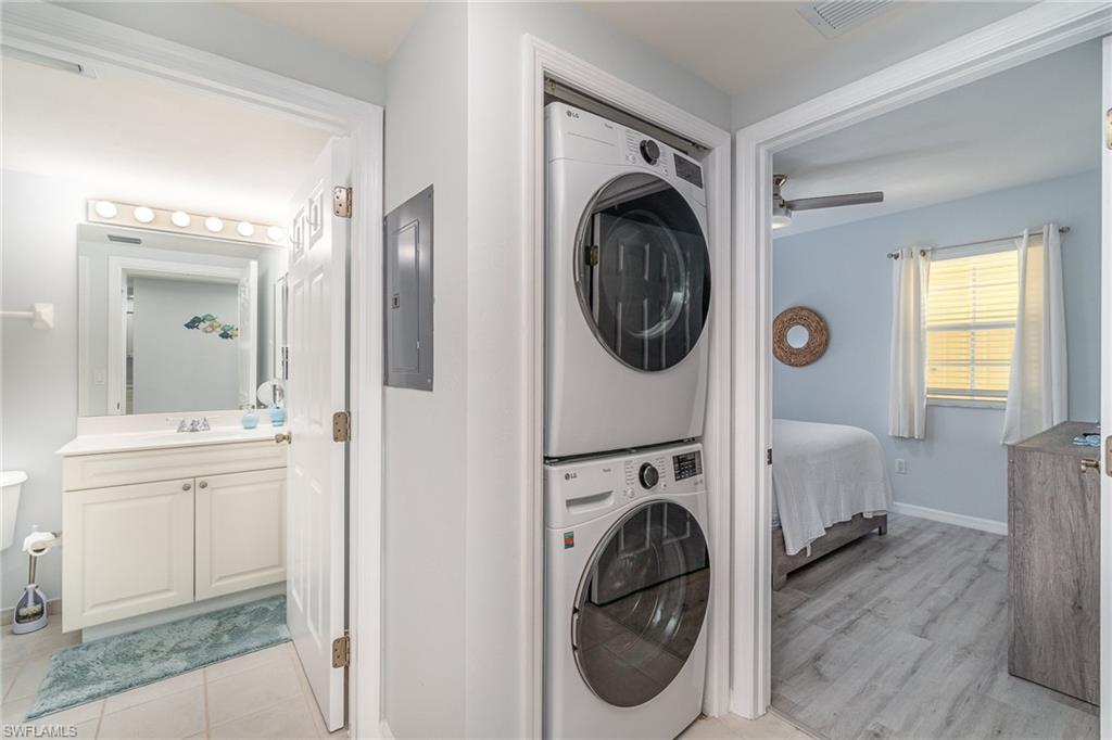 ISLAND COVE OF CAPE CORAL - Residential Lease