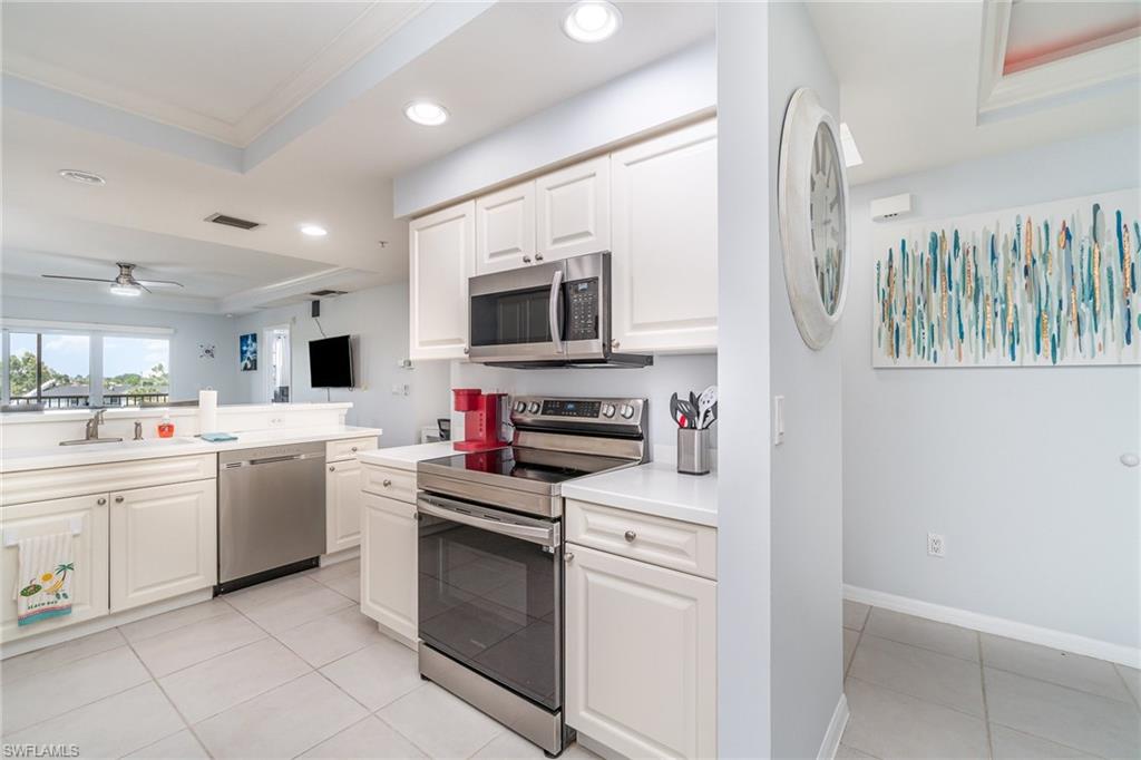 ISLAND COVE OF CAPE CORAL - Residential Lease