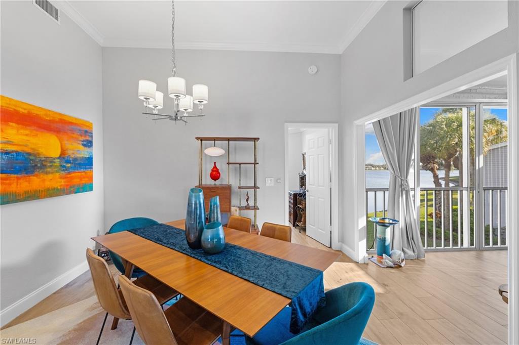 LAKESIDE CARRIAGE HOMES - Residential