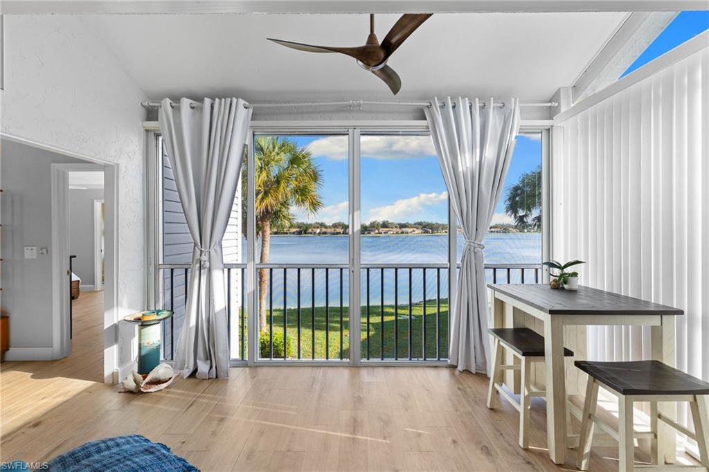 LAKESIDE CARRIAGE HOMES - Residential