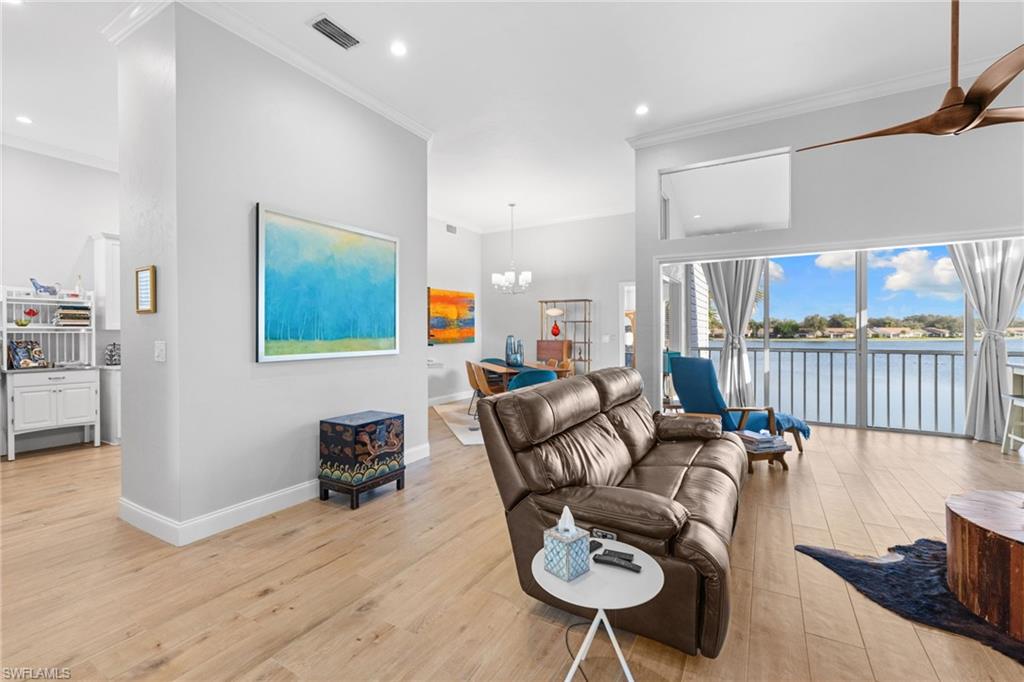 LAKESIDE CARRIAGE HOMES - Residential