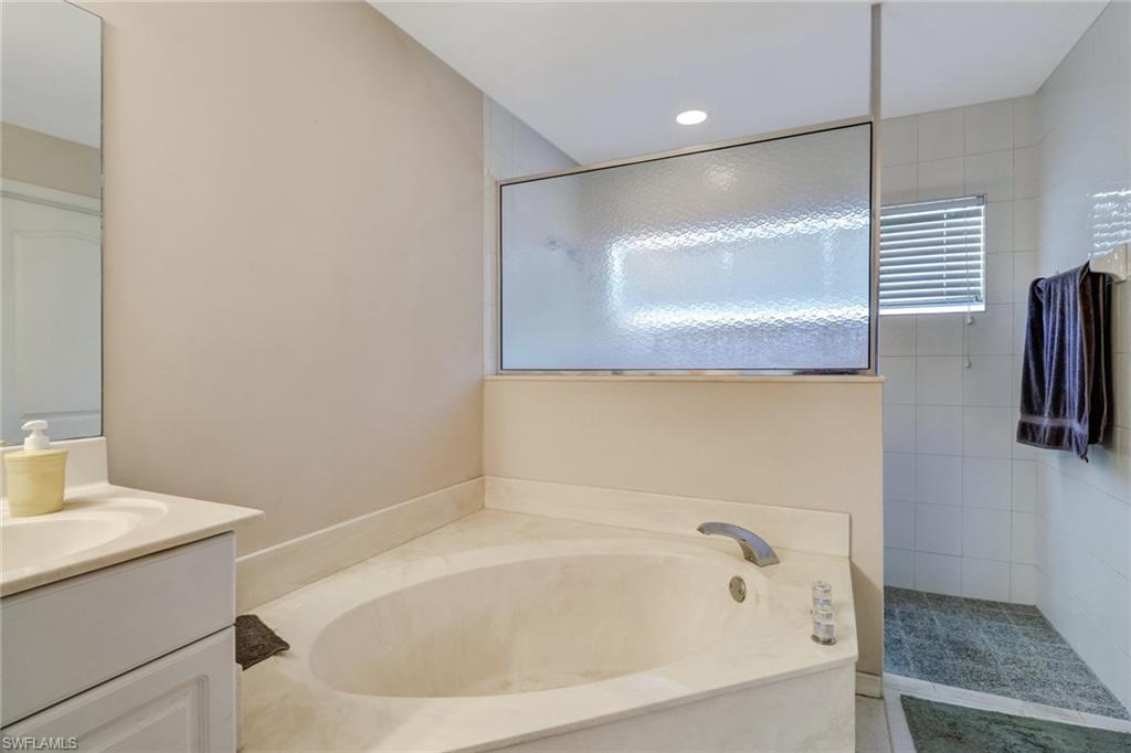 BRIARWOOD - Residential