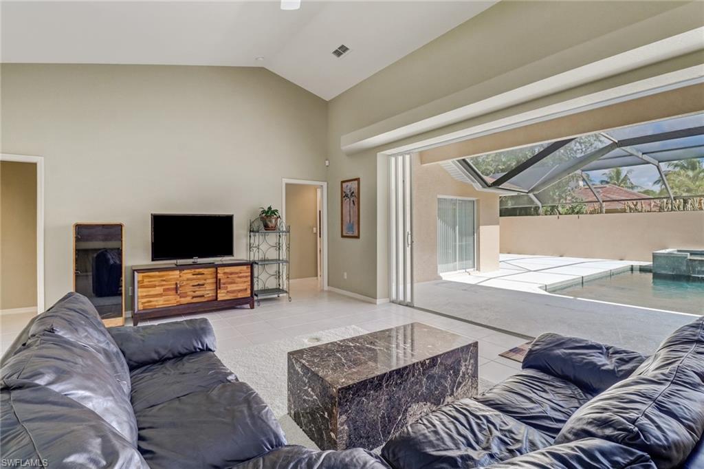 BRIARWOOD - Residential