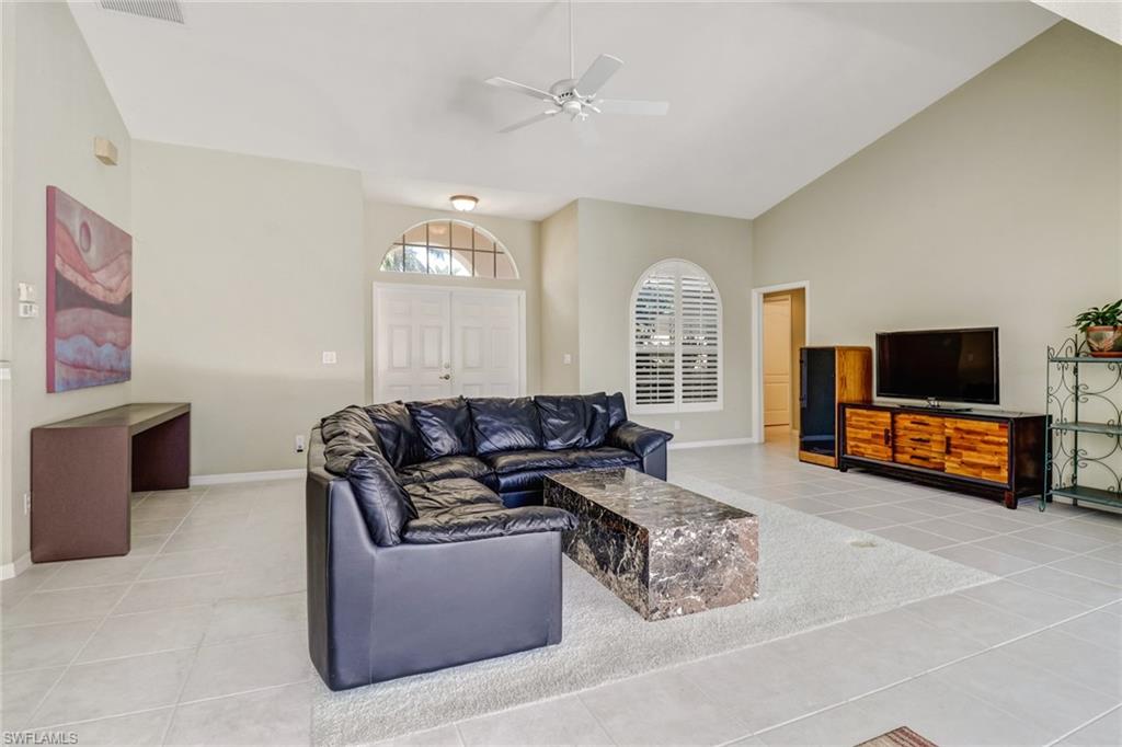 BRIARWOOD - Residential