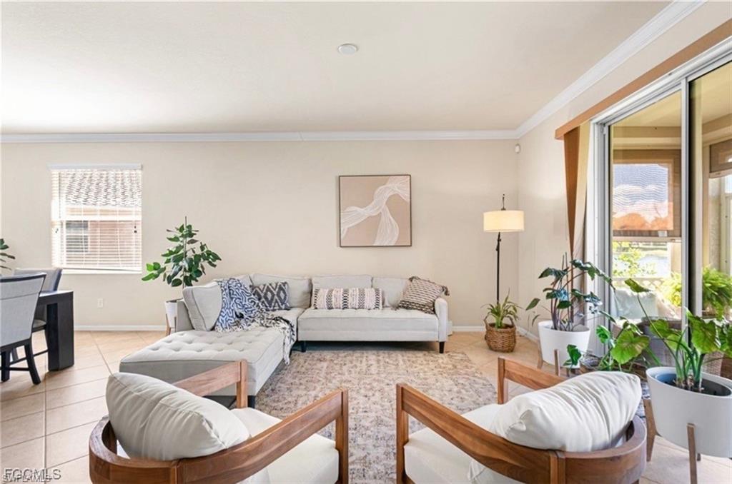 OLYMPIA POINTE - Residential