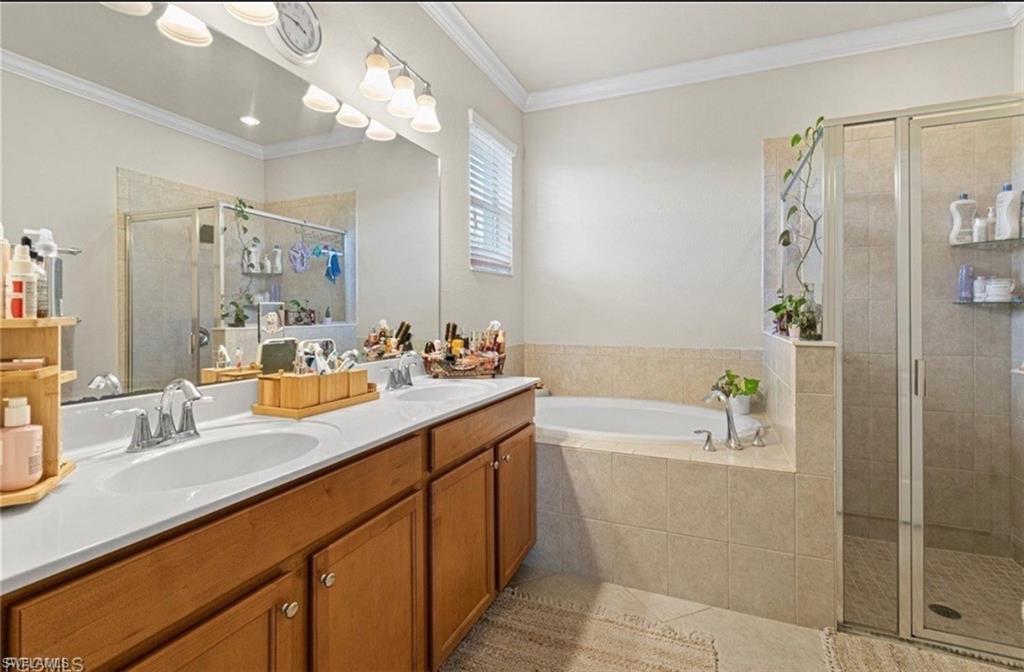 OLYMPIA POINTE - Residential