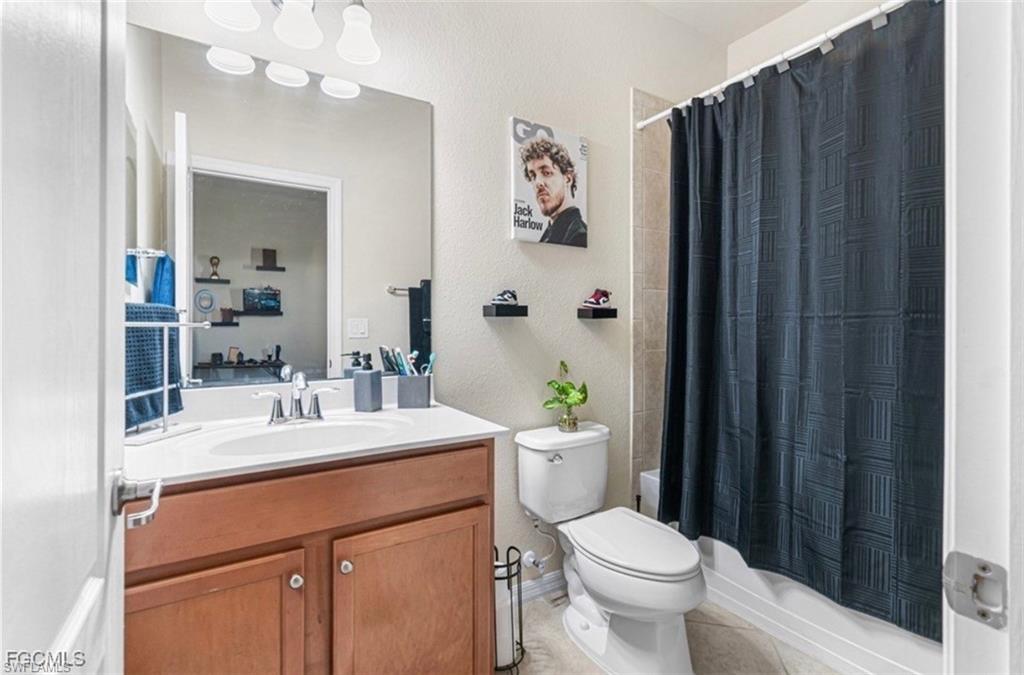 OLYMPIA POINTE - Residential