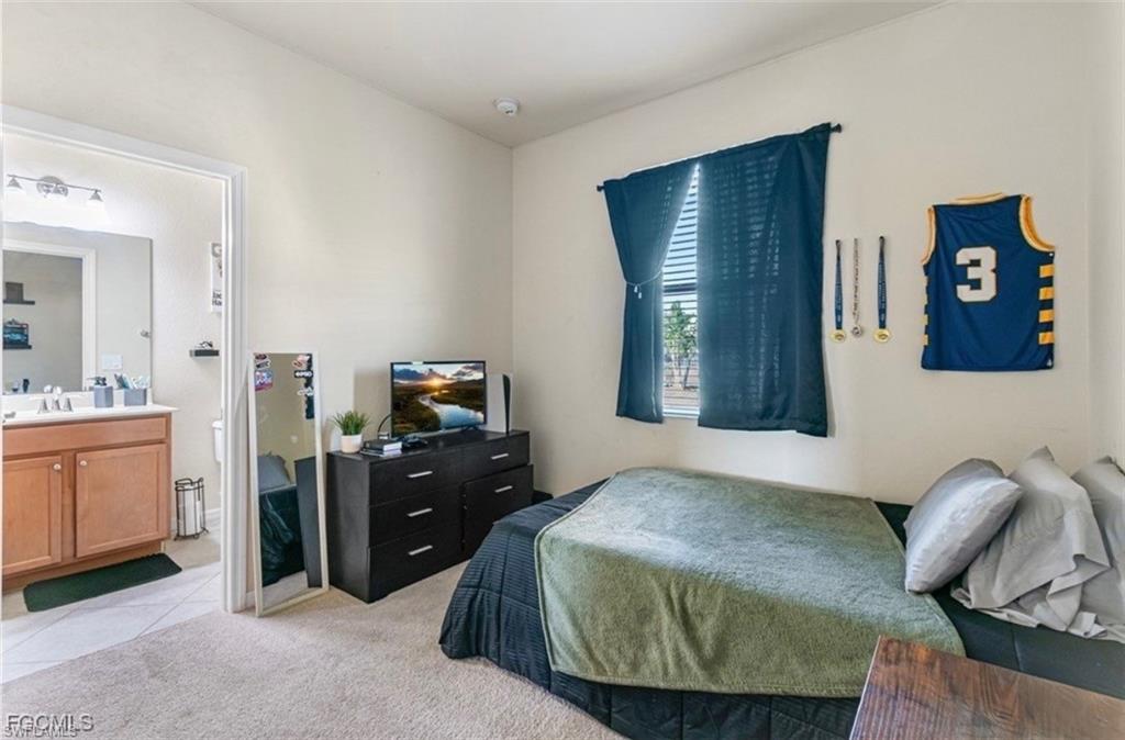 OLYMPIA POINTE - Residential