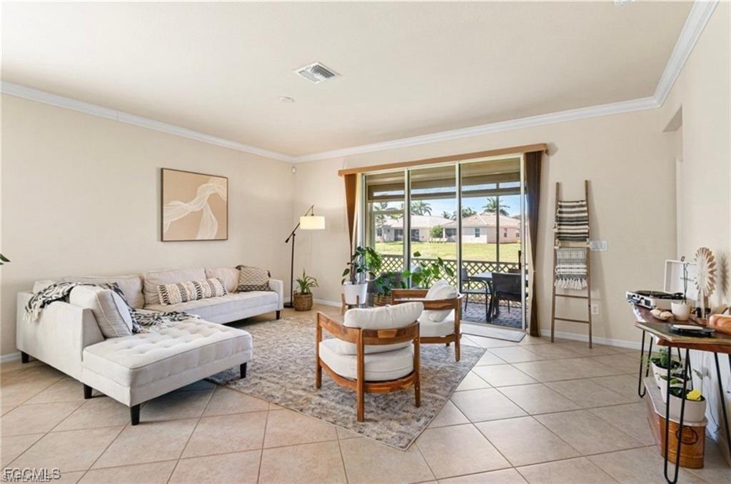 OLYMPIA POINTE - Residential