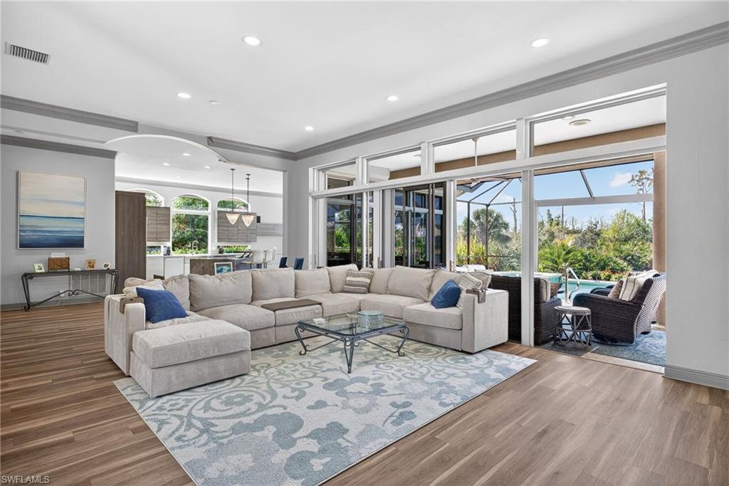 LONGLAKE - Residential