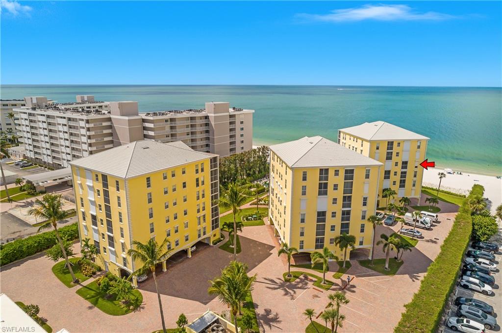 3483 Gulf Shore BLVD N 401