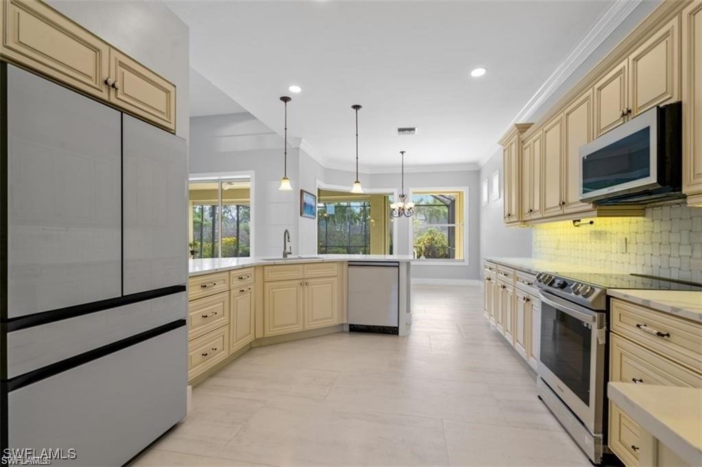 COCO BAY - Residential Lease