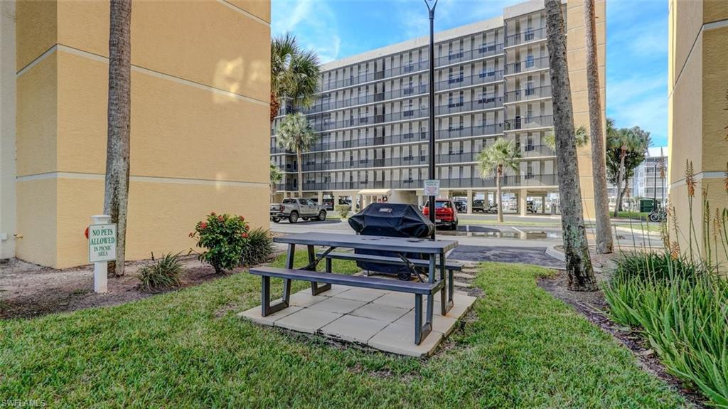 HIBISCUS POINTE - Residential