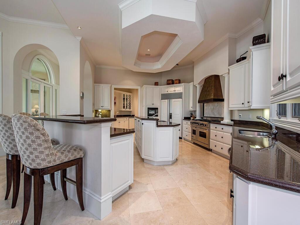 ESTATES AT BAY COLONY GOLF CLUB - Residential