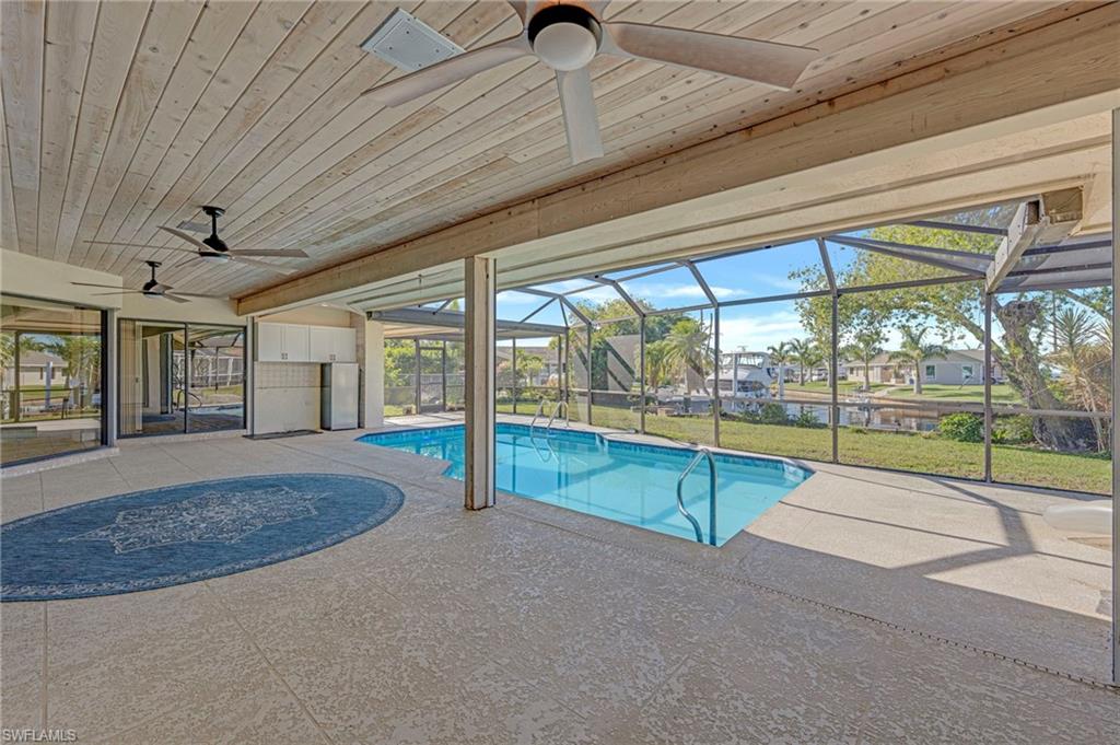 RIVER FOREST ISLAND - Residential