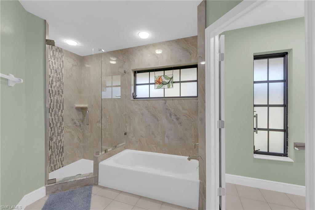 RIVER FOREST ISLAND - Residential