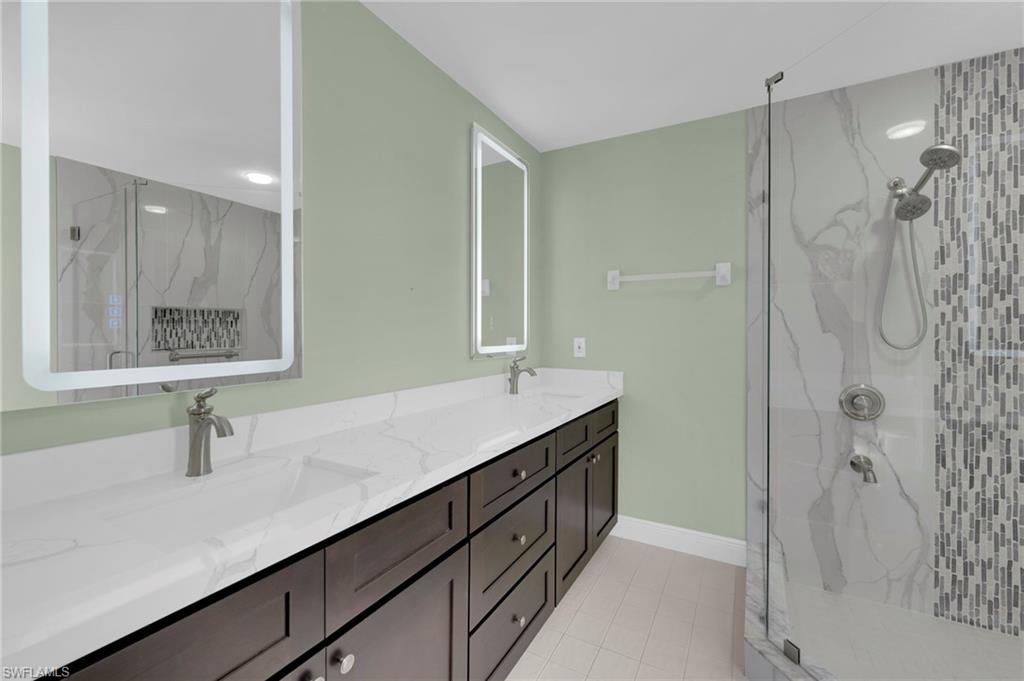 RIVER FOREST ISLAND - Residential