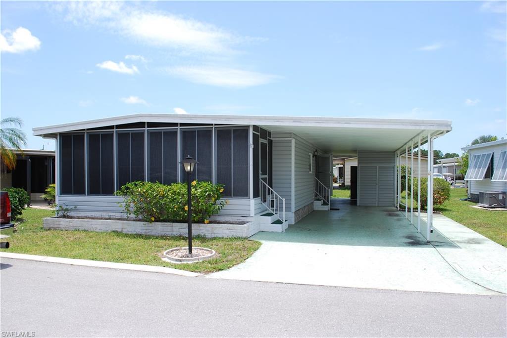 SIX LAKES COUNTRY CLUB - Residential