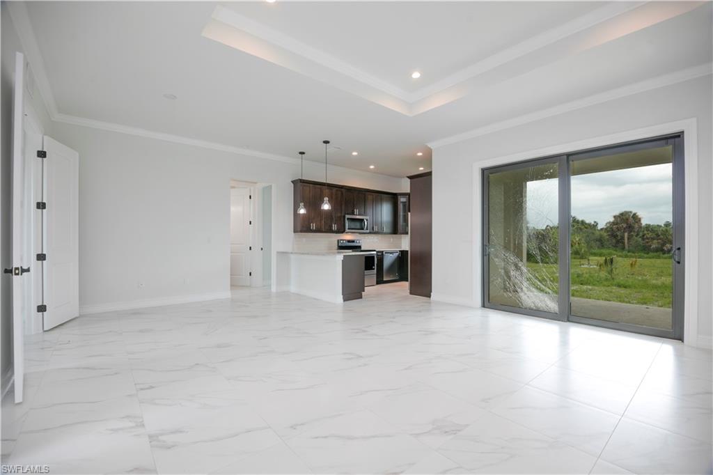 ACREAGE HEADER - Residential