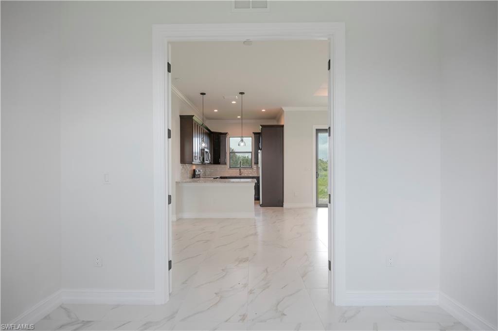 ACREAGE HEADER - Residential