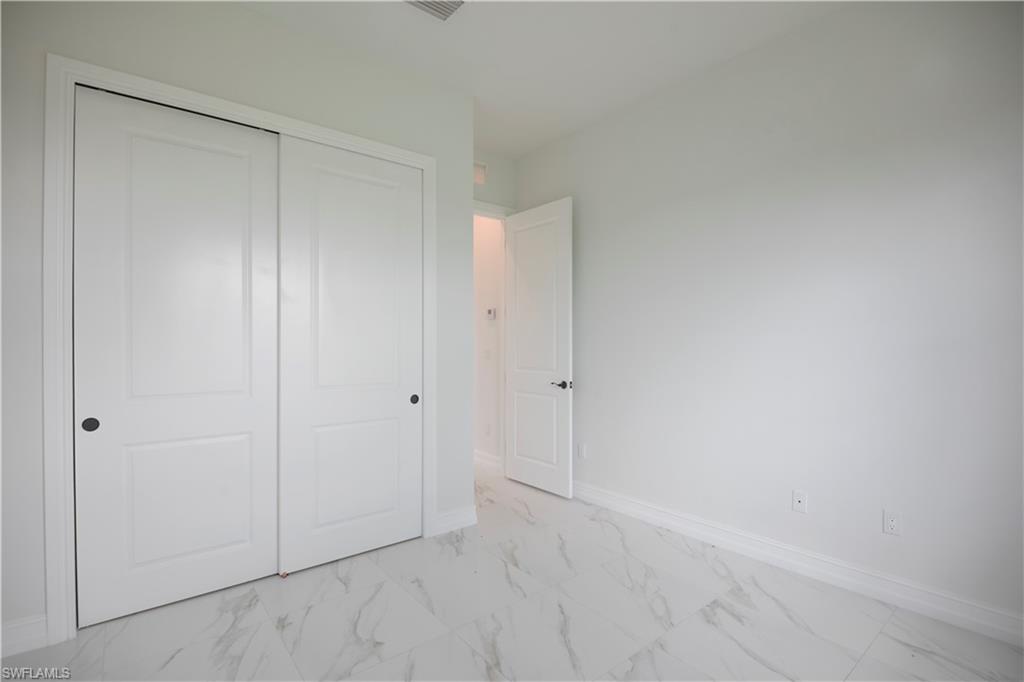 ACREAGE HEADER - Residential