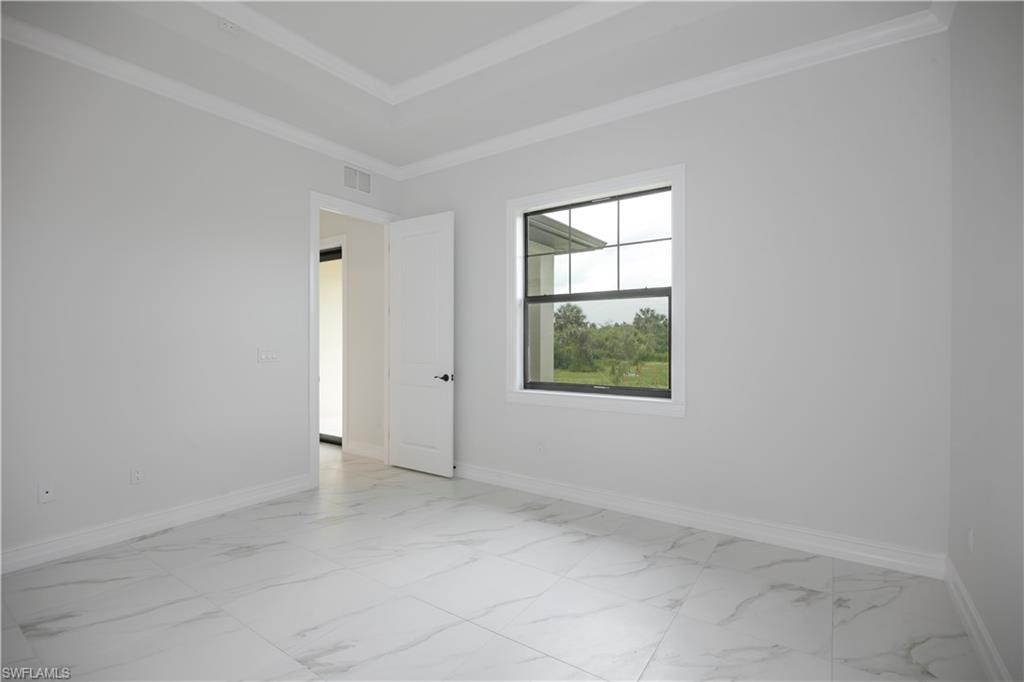 ACREAGE HEADER - Residential