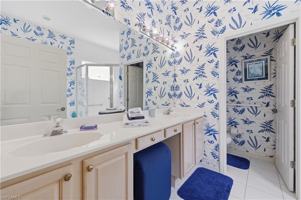 LAKE CLUB VILLAS - Residential