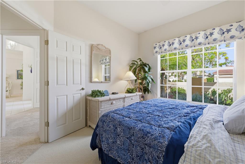 LAKE CLUB VILLAS - Residential