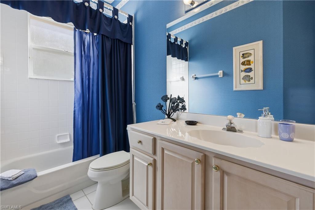 LAKE CLUB VILLAS - Residential