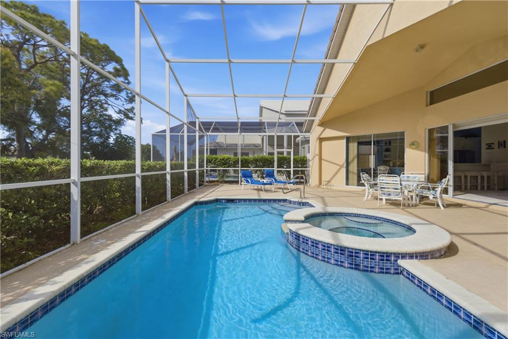 LAKE CLUB VILLAS - Residential