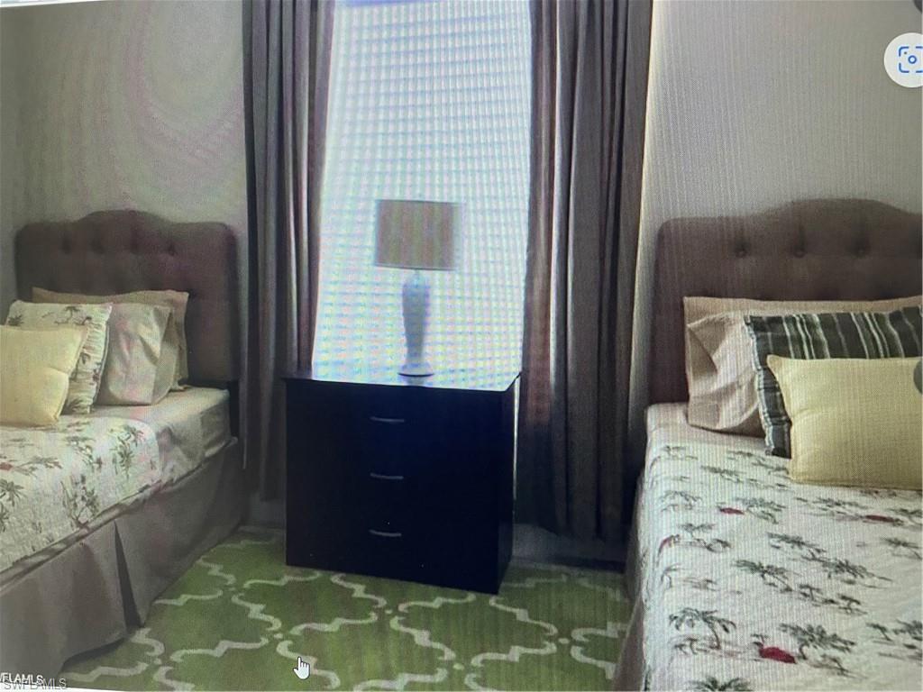 HUNTINGTON LAKES - Residential