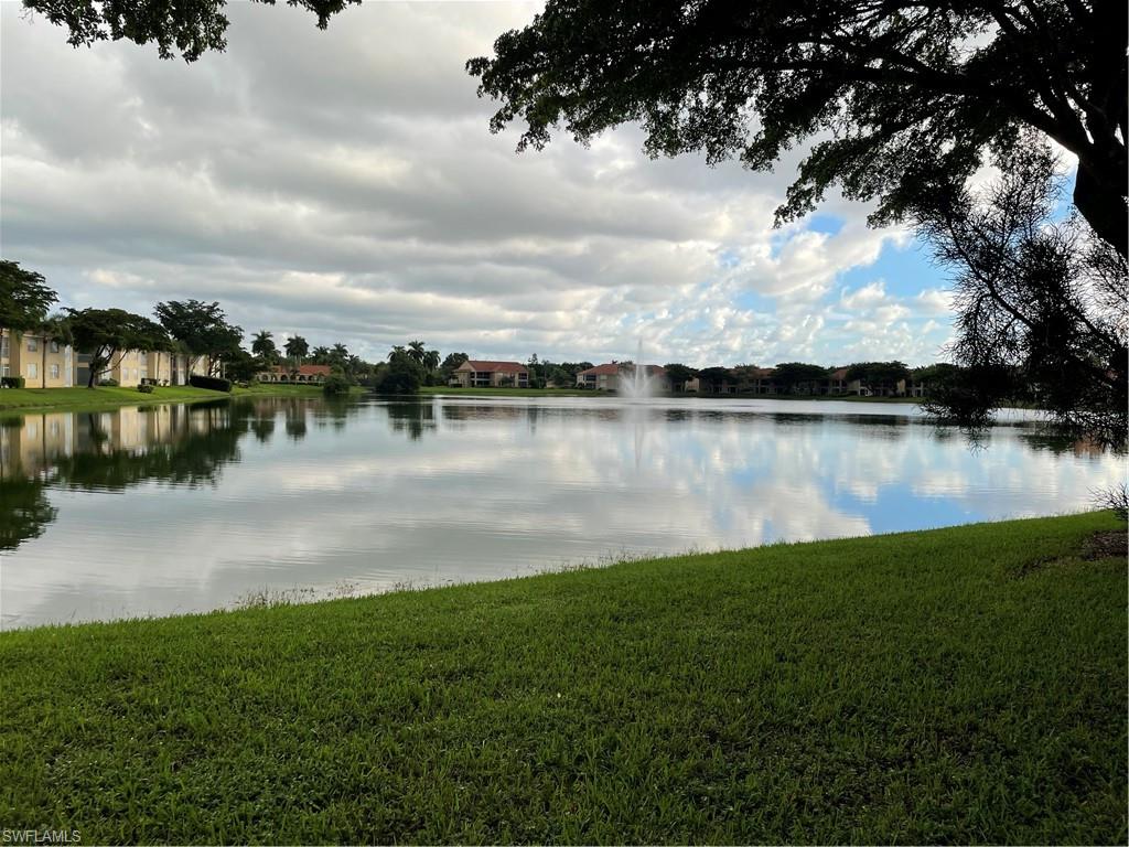 HUNTINGTON LAKES - Residential