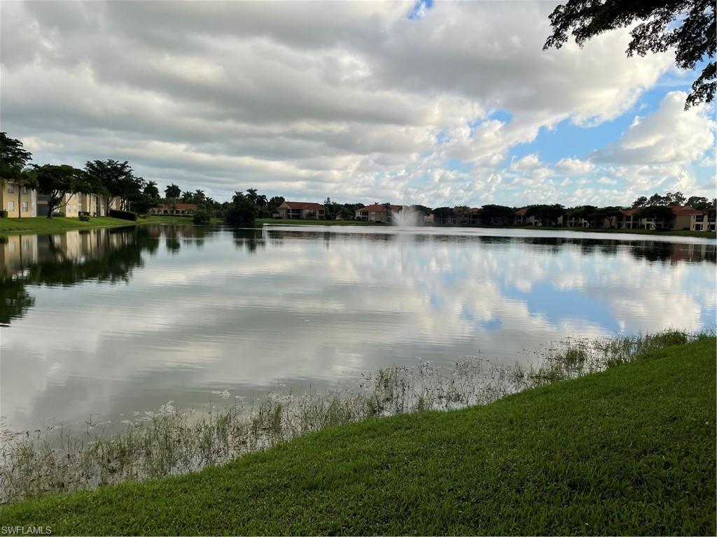 HUNTINGTON LAKES - Residential