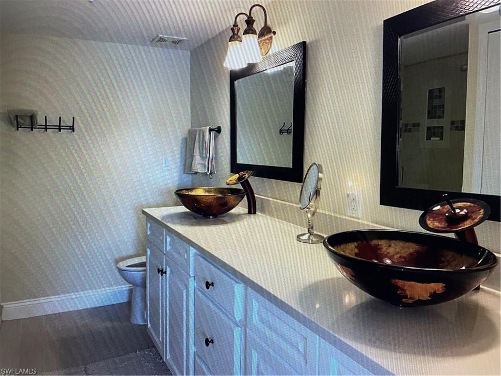 HUNTINGTON LAKES - Residential