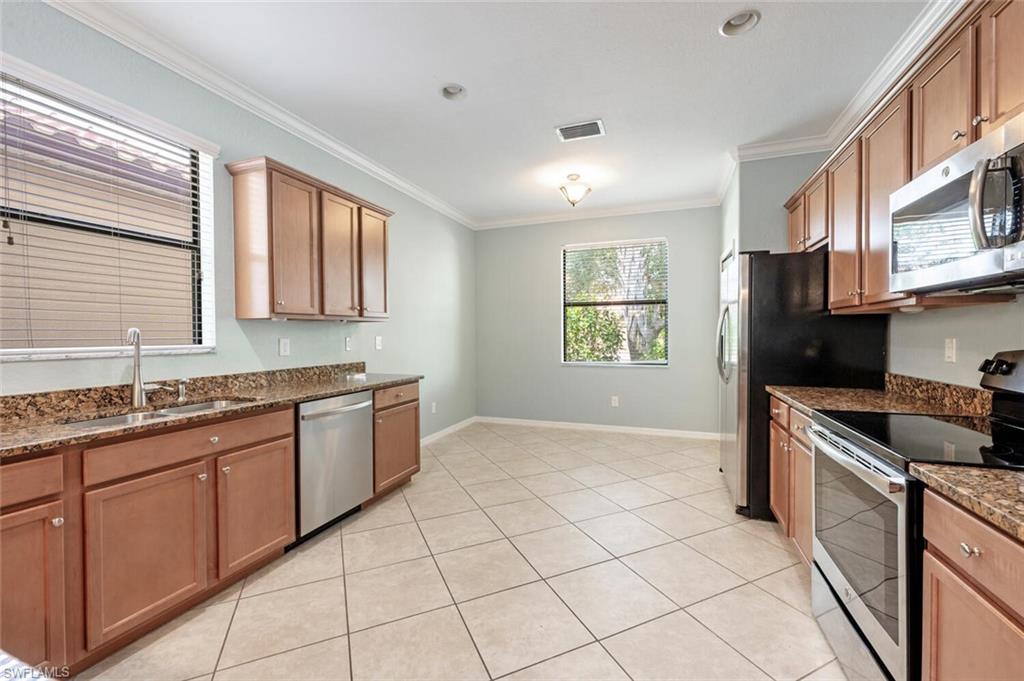 REFLECTION ISLES - Residential